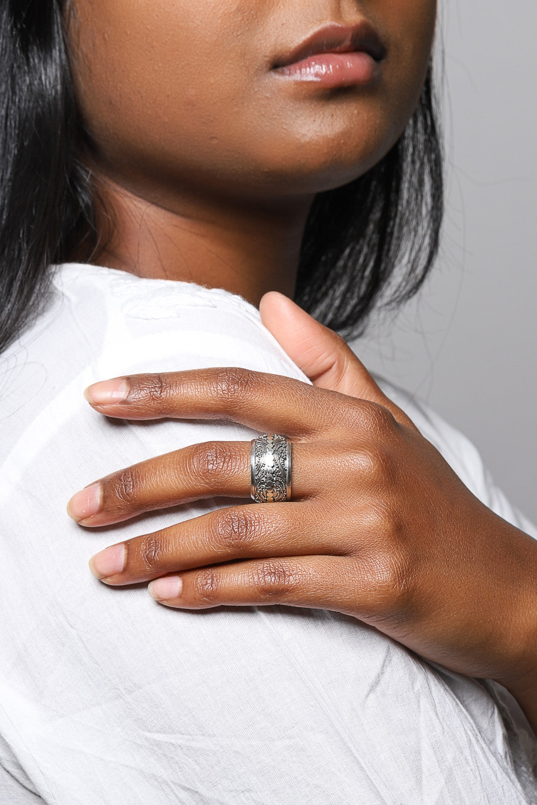 Dots & Swirls Filigree Band Silver Ring