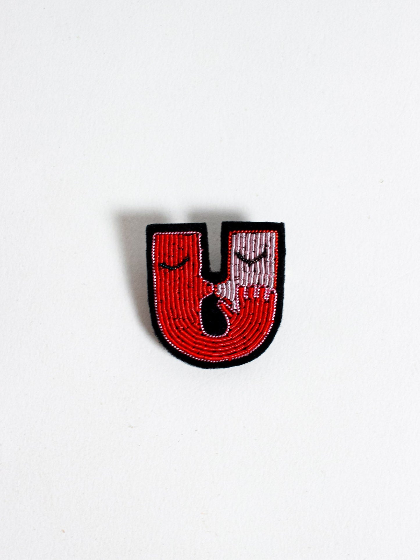 Nonsense Hand Embroidered Brooch - Macon&Lesquoy - Berte
