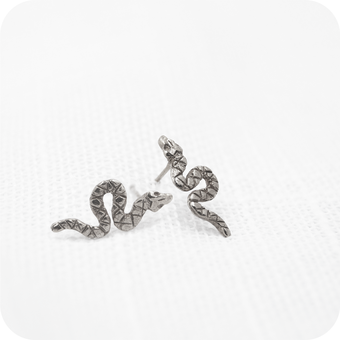 mini_snake_earring_pair_ss.png