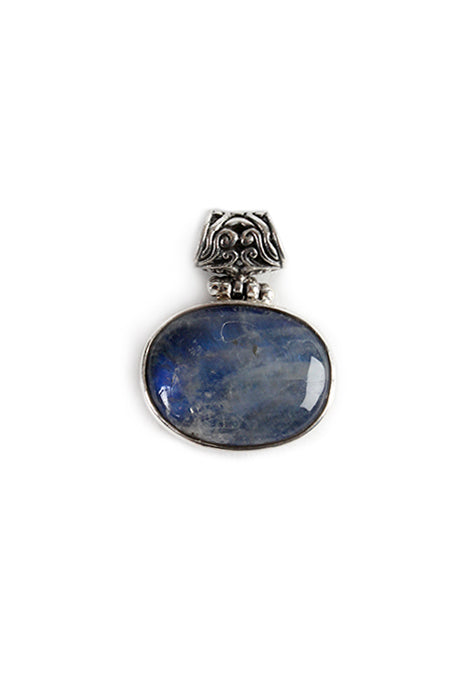 Pendant Oval Flat With Ornate Clasp Moonstone