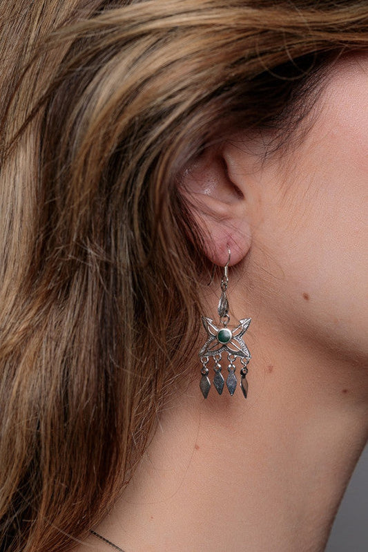 Pointed Shield Swing Earrings
