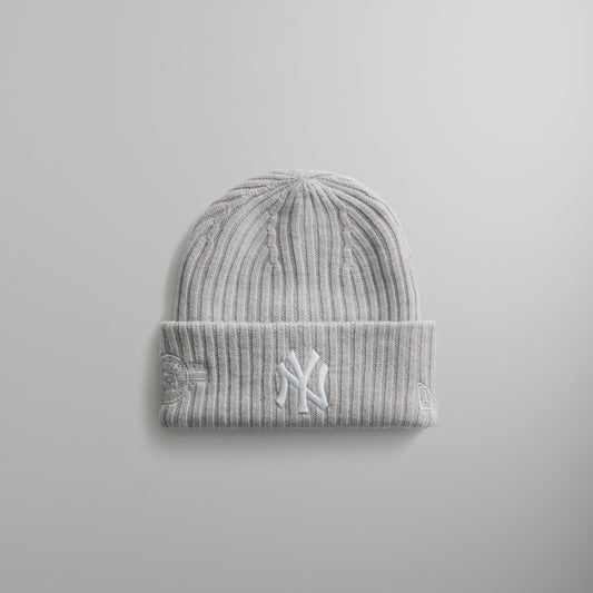 Kith & New Era for the New York Yankees Knit Beanie - Light Heather Grey