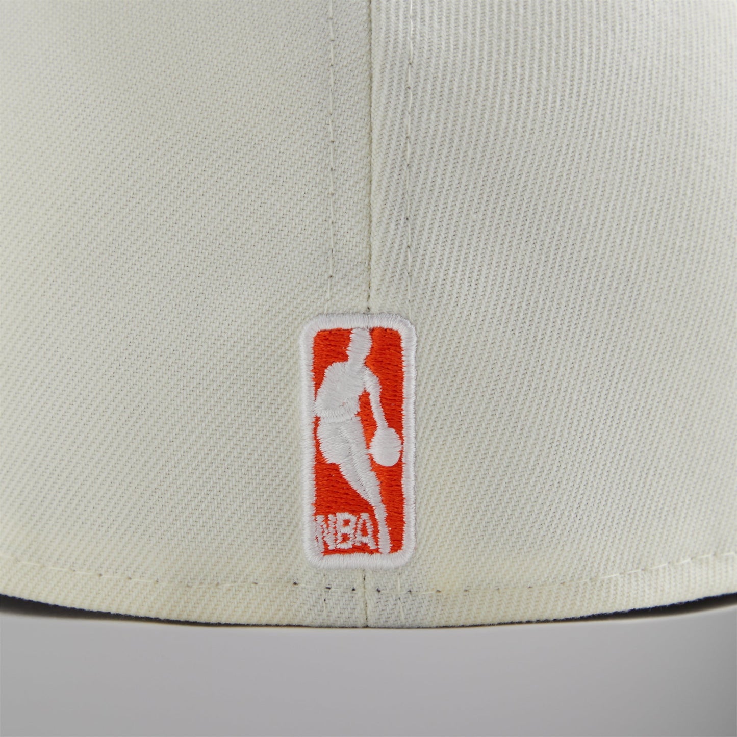 Kith & New Era for the New York Knicks 59FIFTY Low Profile Fitted - Sandrift
