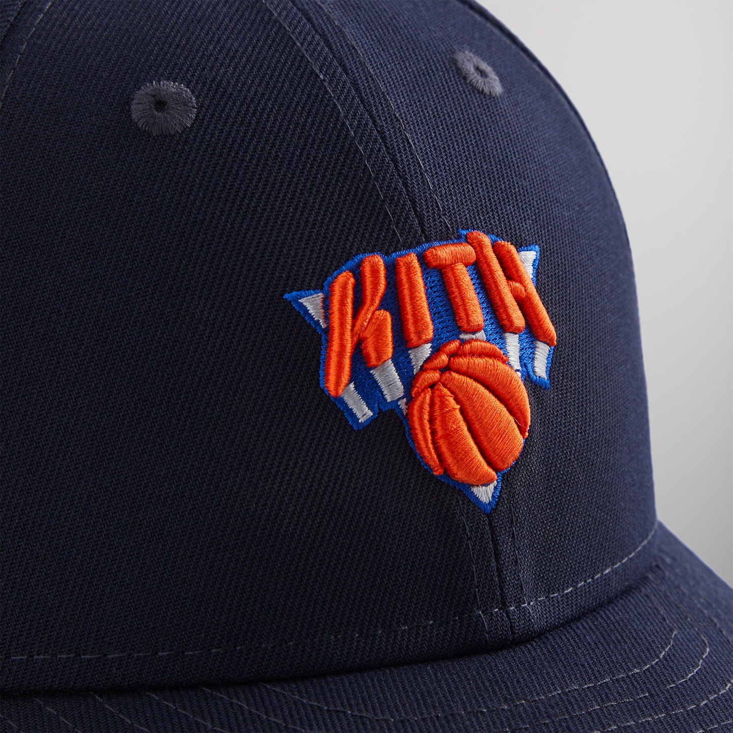 Kith & New Era for the New York Knicks 59FIFTY Low Profile Fitted - Nocturnal