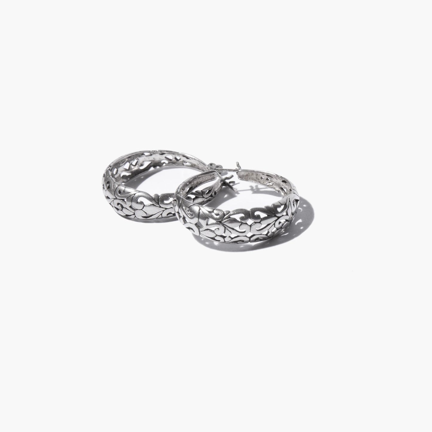 Fjoka Earrings