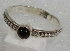 Ring Dot Band Round Black Onyx Size 5